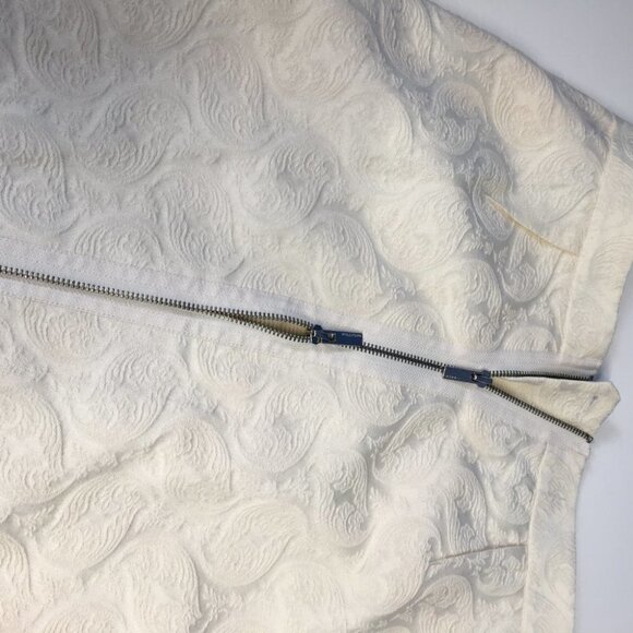 BCBGMAXAZRIA  Back Zipper Pencil Skirt Size 4 - Picture 7 of 7